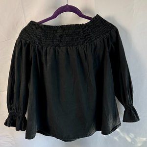 Soprano Black On/Off Shoulder w/Back Bow Top